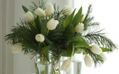 Kukat Aalto-maljakkoon – valitse klassinen ja tyylikäs kukkakimppu