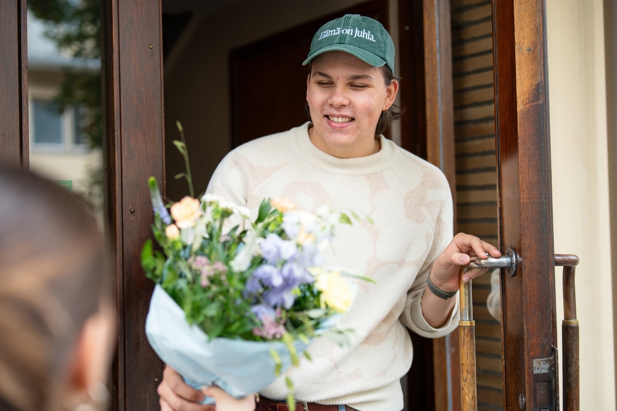 Kukkalähetys toiselle paikkakunnalle